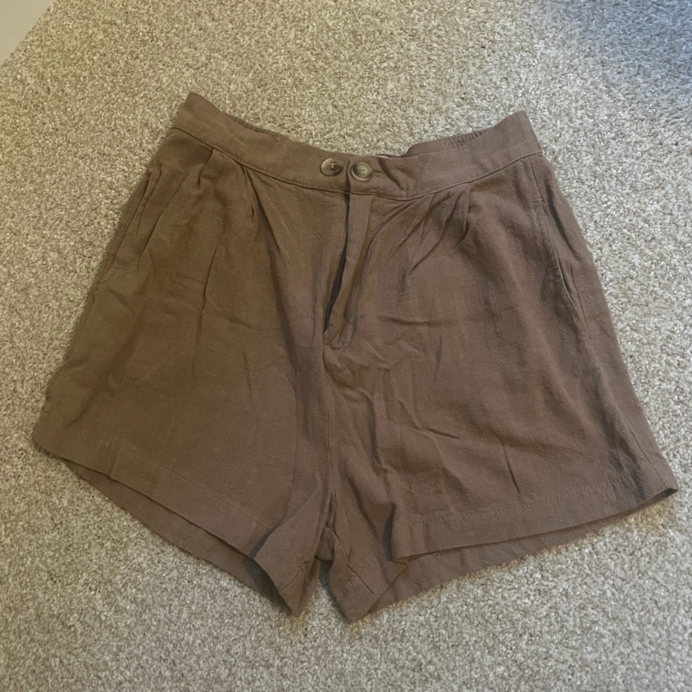 Thread Supply Pull On Shorts